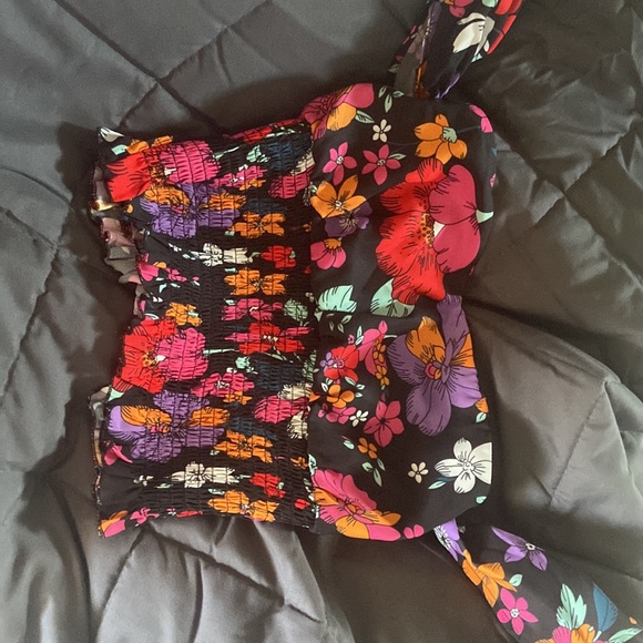 Top black size small - Picture 2 of 2